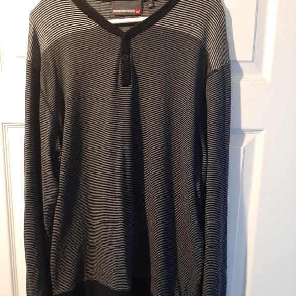 Duck And Cover XL Mens V Neck Button Fasten - Picture 6 of 9